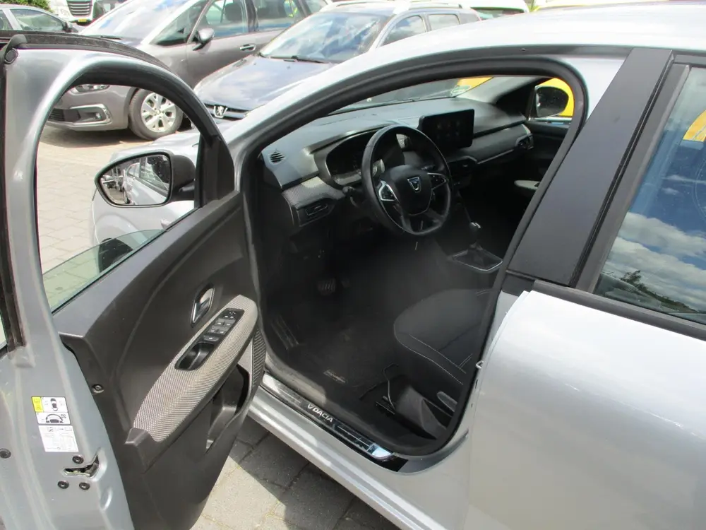 Dacia Sandero 1.0 TCe 90 Expression uit 2022, foto 5