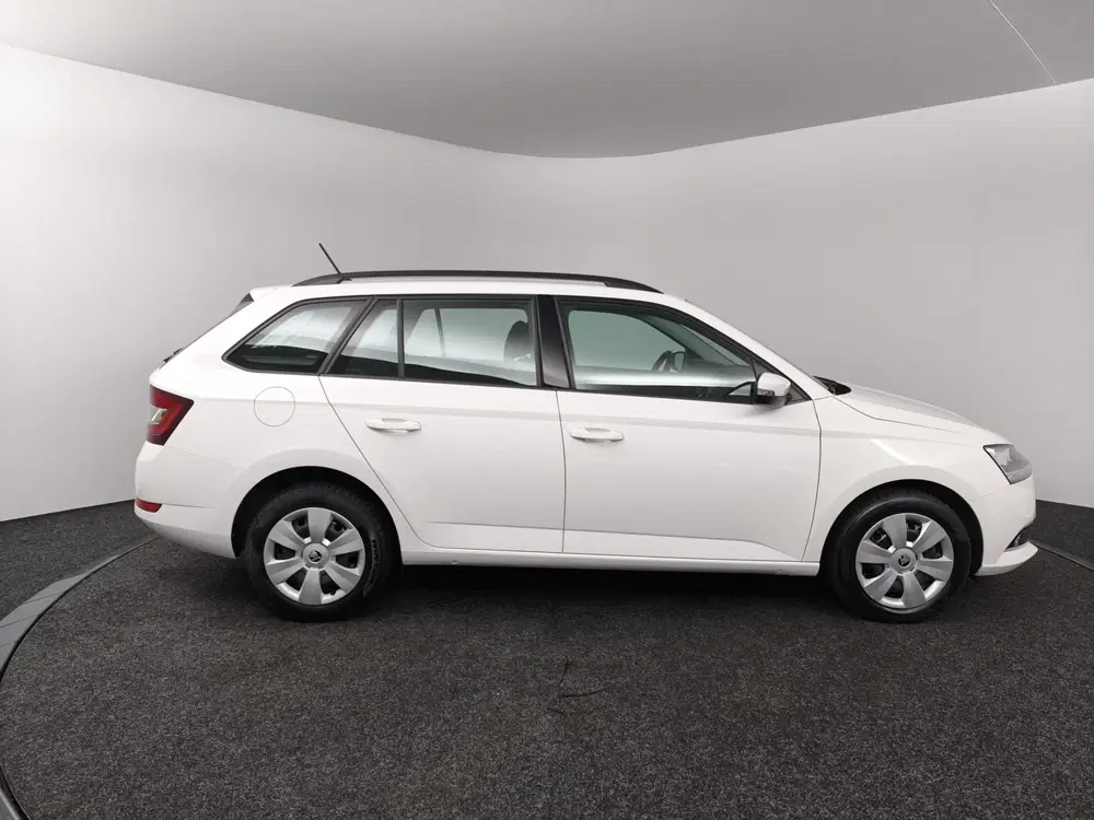 Skoda Fabia 1.0 TSI Ambition uit 2021, foto 16