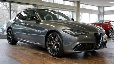 Alfa Romeo Giulia 2.0 T GME AWD Veloce uit 2023