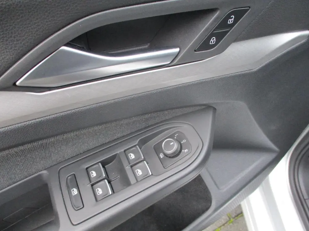 Volkswagen Golf 1.5 TSI Life Business uit 2023, foto 10