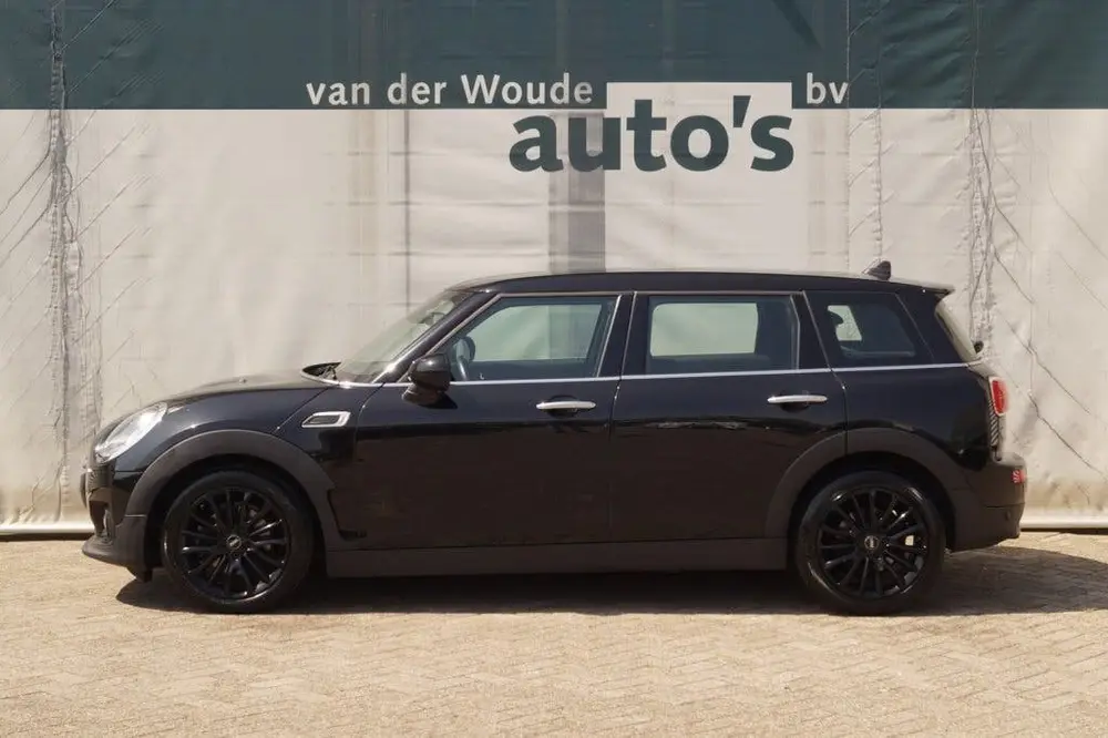 Mini Clubman 1.5 Cooper Business Edition -NAVI-ECC-PDC uit 2019