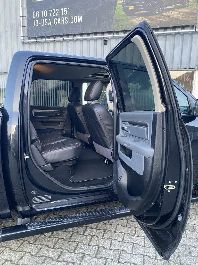 Dodge RAM 5.7 V8 4x4 Black Edition N.A.P. (bj 2020) uit 2020, foto 12