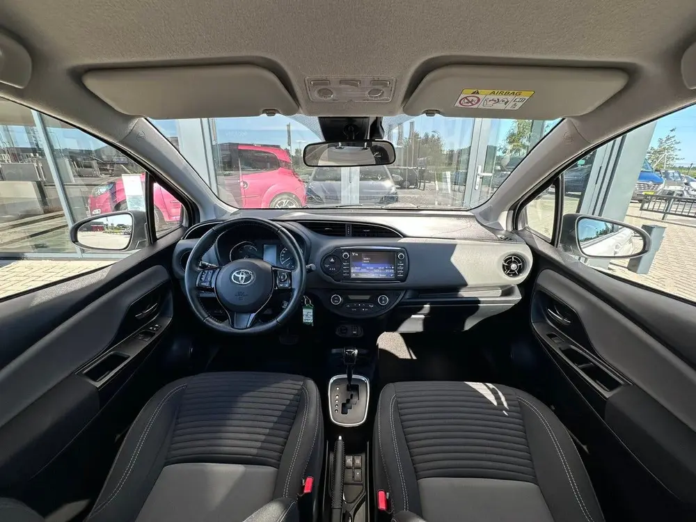 Toyota Yaris 1.5 Hybrid 100pk CVT Active | Cam. | Cruise C. uit 2019, foto 18