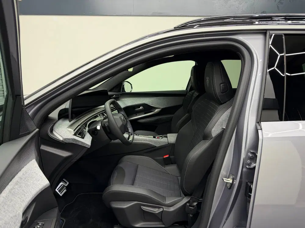 Peugeot 5008 1.2 Hybrid 145PK GT 7P. uit 2026, foto 8