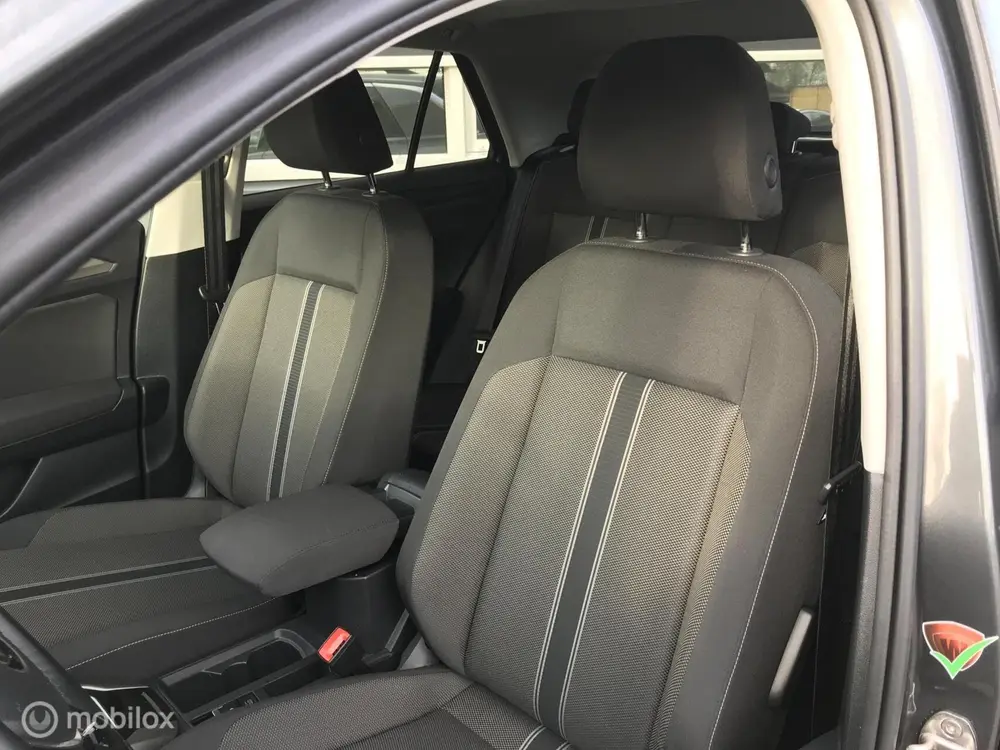 Volkswagen T-Roc 1.0 TSI Style panoramadak, camera uit 2021, foto 12