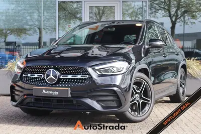 Mercedes-Benz GLA 180 AMG-Line uit 2022