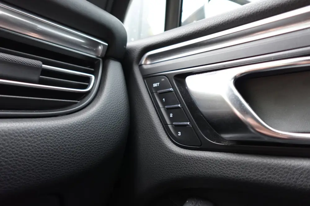 Porsche Macan Porsche Macan 2.0 PANO SPORT CHRONO VOL uit 2020, foto 18