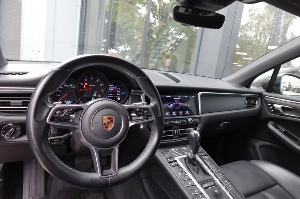 Porsche Macan Porsche Macan 2.0 PANO SPORT CHRONO VOL uit 2020, foto 4