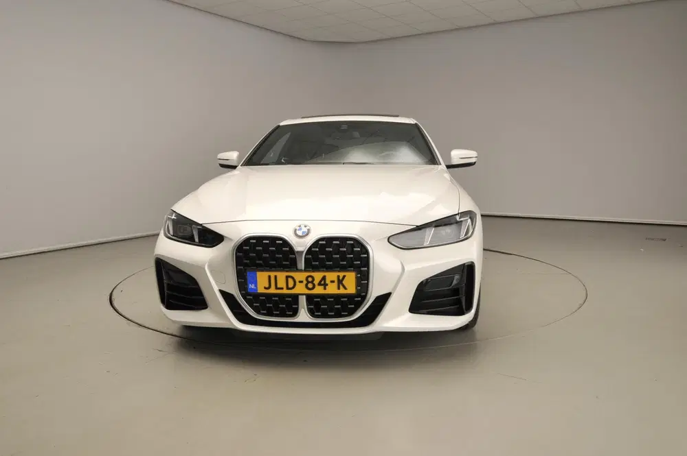 BMW 4-serie Coupé 420i uit 2025, foto 5