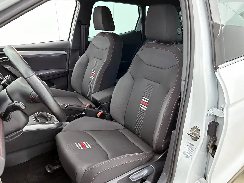 SEAT Arona 1.5 TSI EVO FR Business Intense uit 2019, foto 5