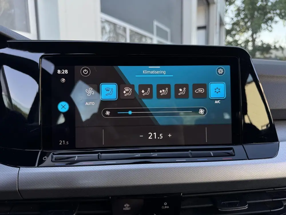 Volkswagen Golf Variant 1.0 TSI Life | Carplay | Adaptive cr uit 2022, foto 14