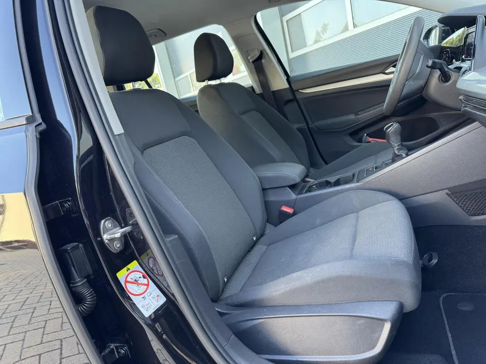 Volkswagen Golf Variant 1.0 TSI Life | Carplay | Adaptive cr uit 2022, foto 19
