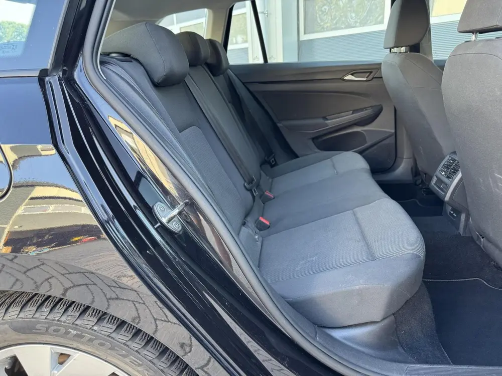 Volkswagen Golf Variant 1.0 TSI Life | Carplay | Adaptive cr uit 2022, foto 20