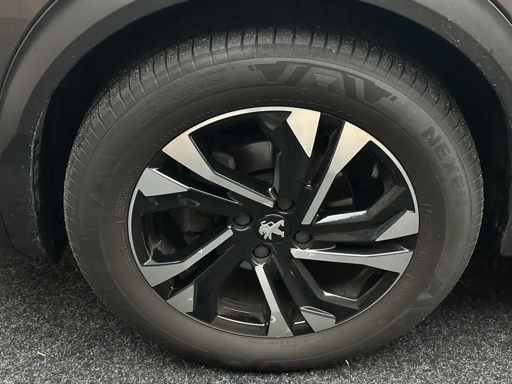 Peugeot 2008 1.2 PureTech GT Line Automaat Cruise Navi uit 2021, foto 5