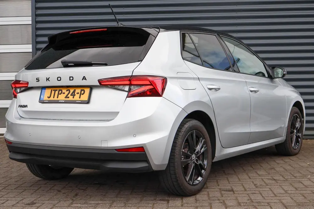Skoda Fabia 1.0 TSI 95pk Business Edition uit 2025, foto 2