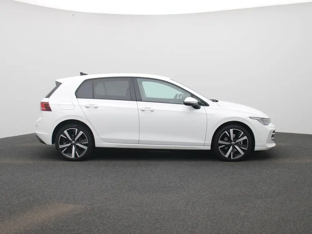 Volkswagen Golf 1.5 eHybrid Life Edition uit 2025, foto 6