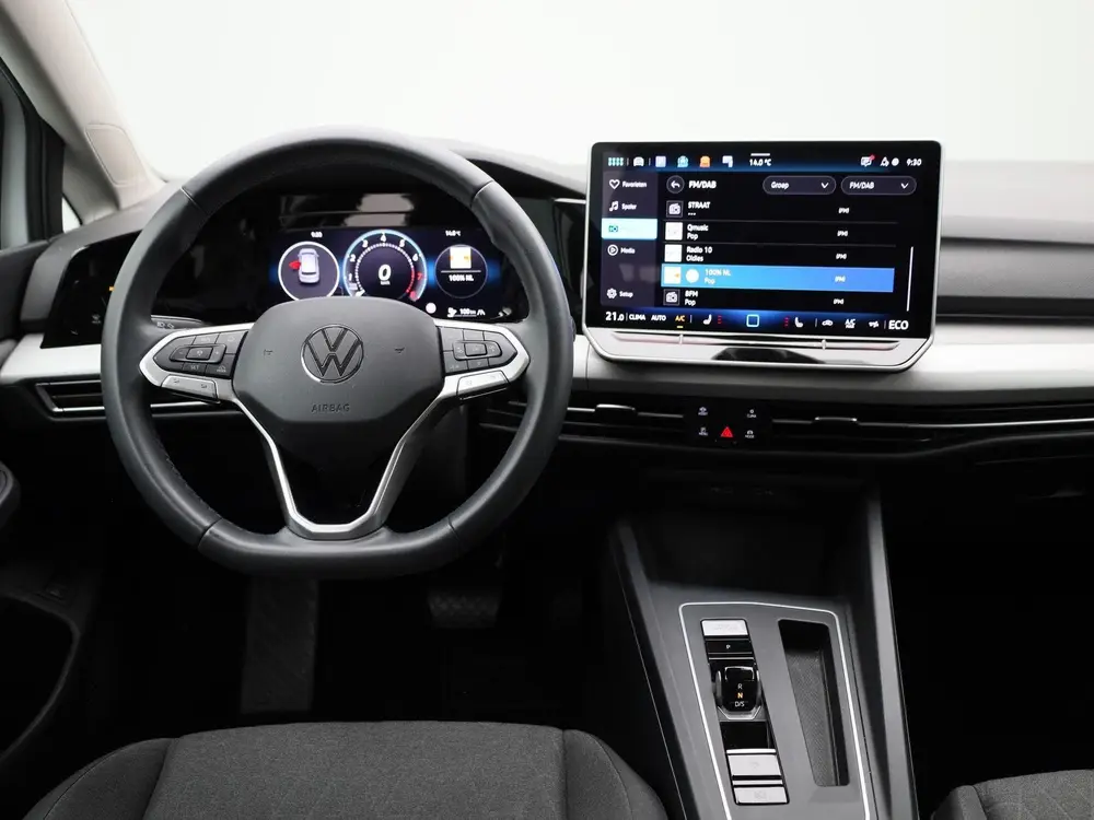 Volkswagen Golf 1.5 eHybrid Life Edition uit 2025, foto 7