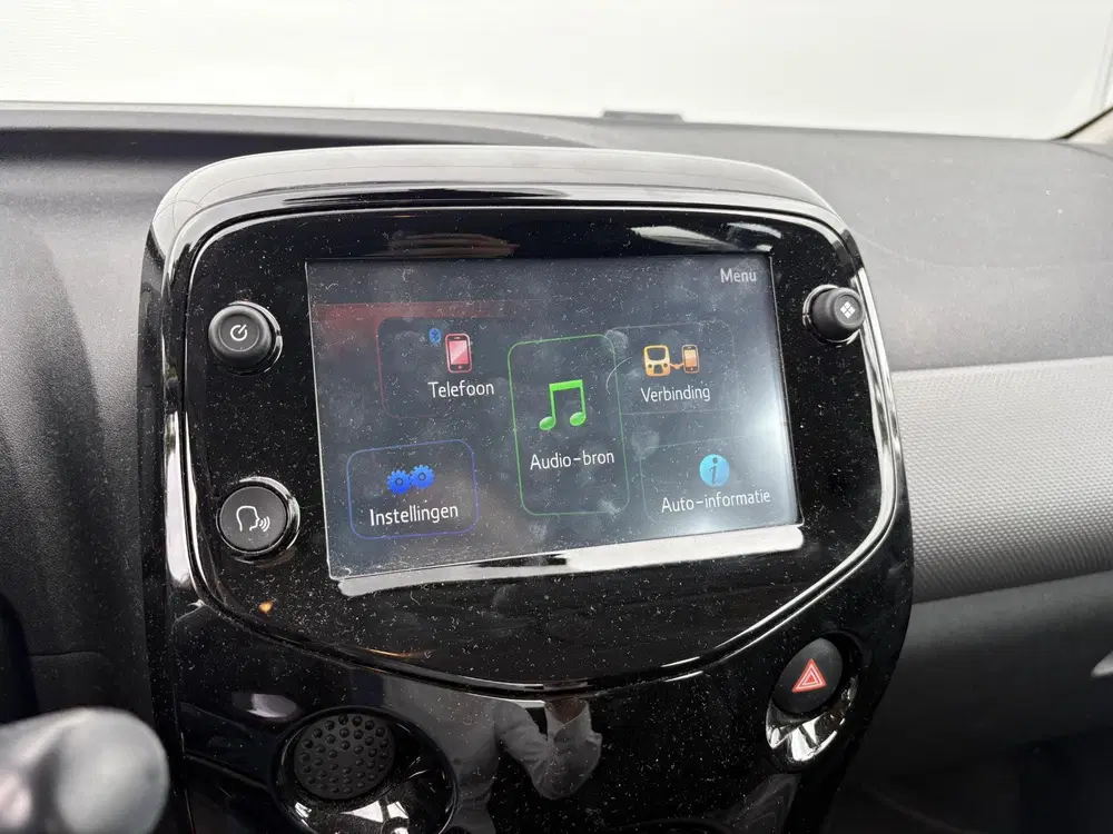 Peugeot 108 1.0 e-VTi Blue Lease Executive uit 2019, foto 17