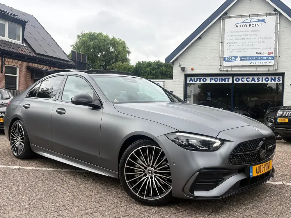Mercedes-Benz C-Klasse 180 AMG uit 2022, foto 2
