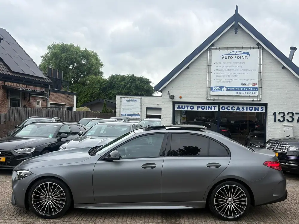Mercedes-Benz C-Klasse 180 AMG uit 2022, foto 3