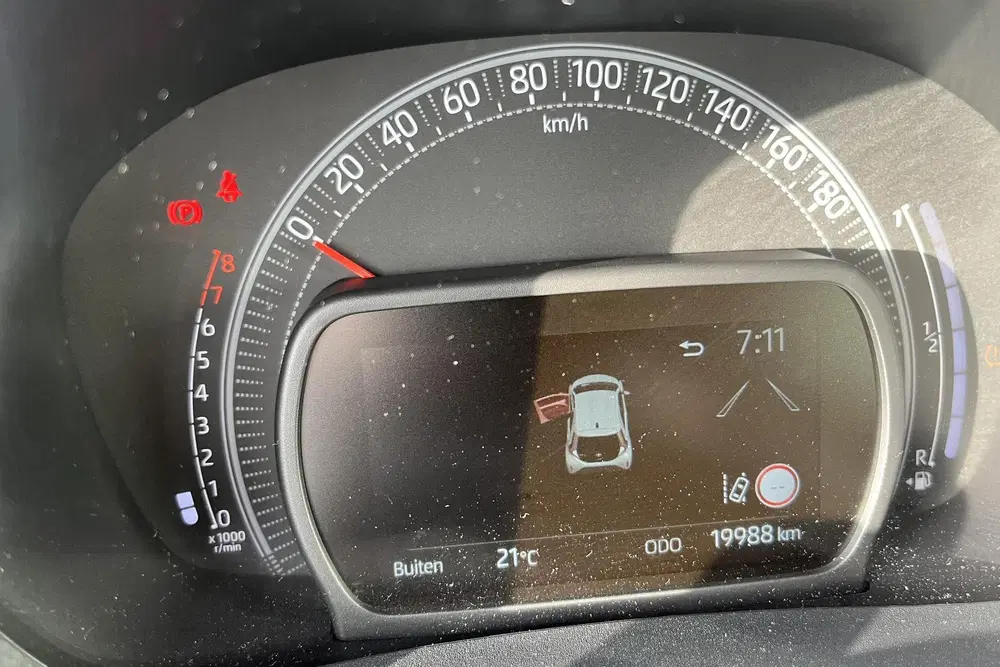 Toyota Aygo X 1.0 VVT-i MT Play uit 2024, foto 9