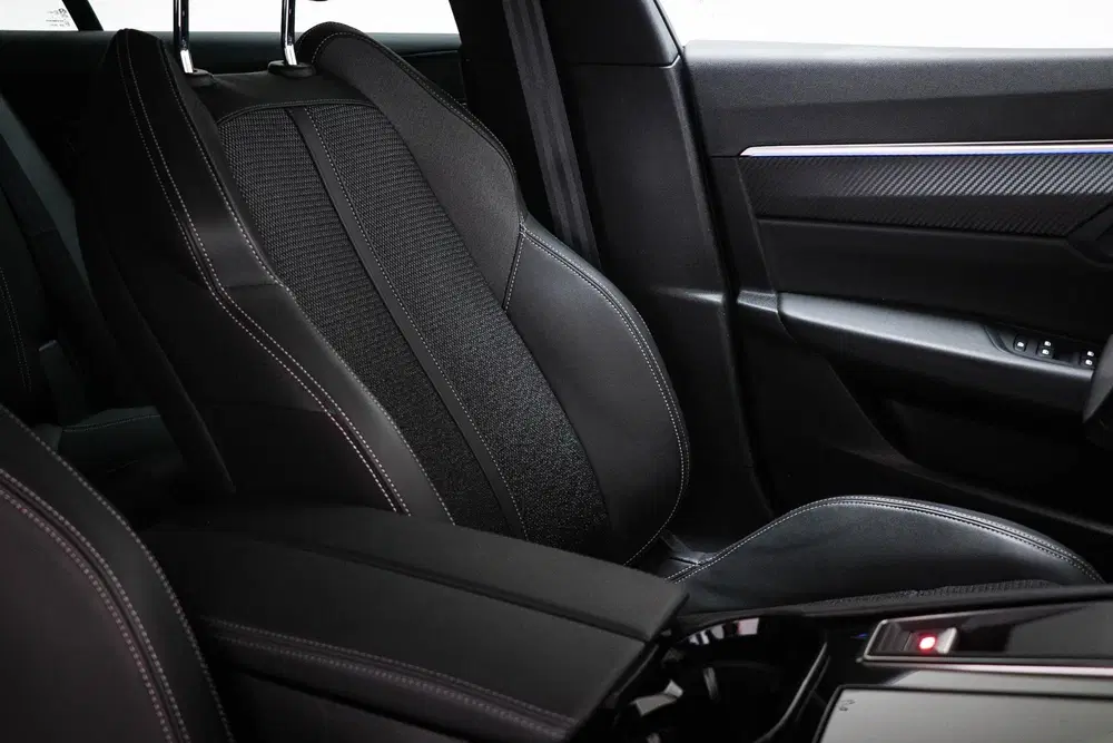 Peugeot 508 1.6 HYbrid 180 Allure uit 2024, foto 10