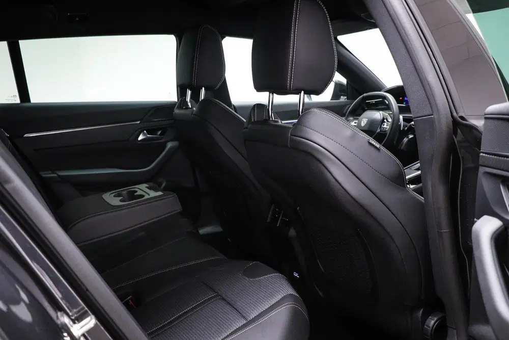 Peugeot 508 1.6 HYbrid 180 Allure uit 2024, foto 12
