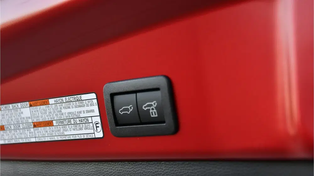 Toyota Corolla Cross Hybrid 140 Dynamic Automaat 140pk uit 2026, foto 19