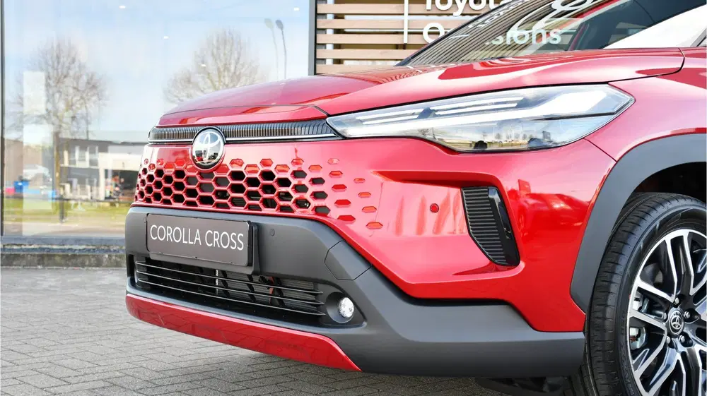 Toyota Corolla Cross Hybrid 140 Dynamic Automaat 140pk uit 2026, foto 5