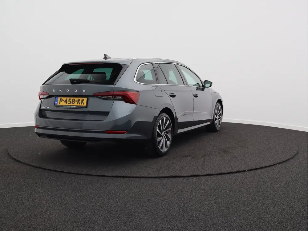 Skoda Octavia 1.0 e-TSI Business Edition Plus uit 2021, foto 20