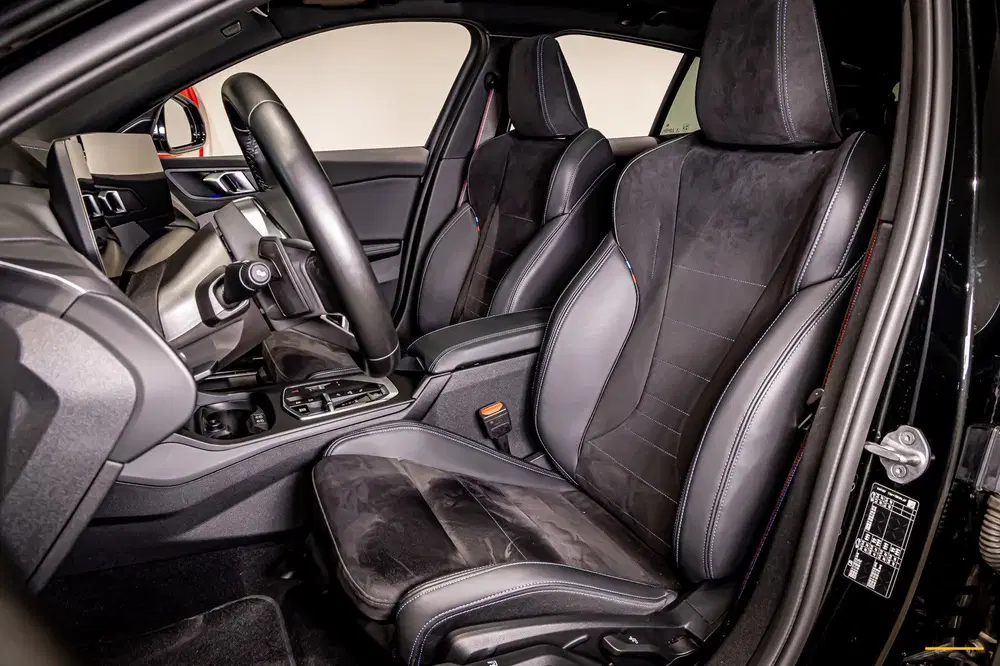 BMW 1-serie 120 M Sport Pro uit 2025, foto 2
