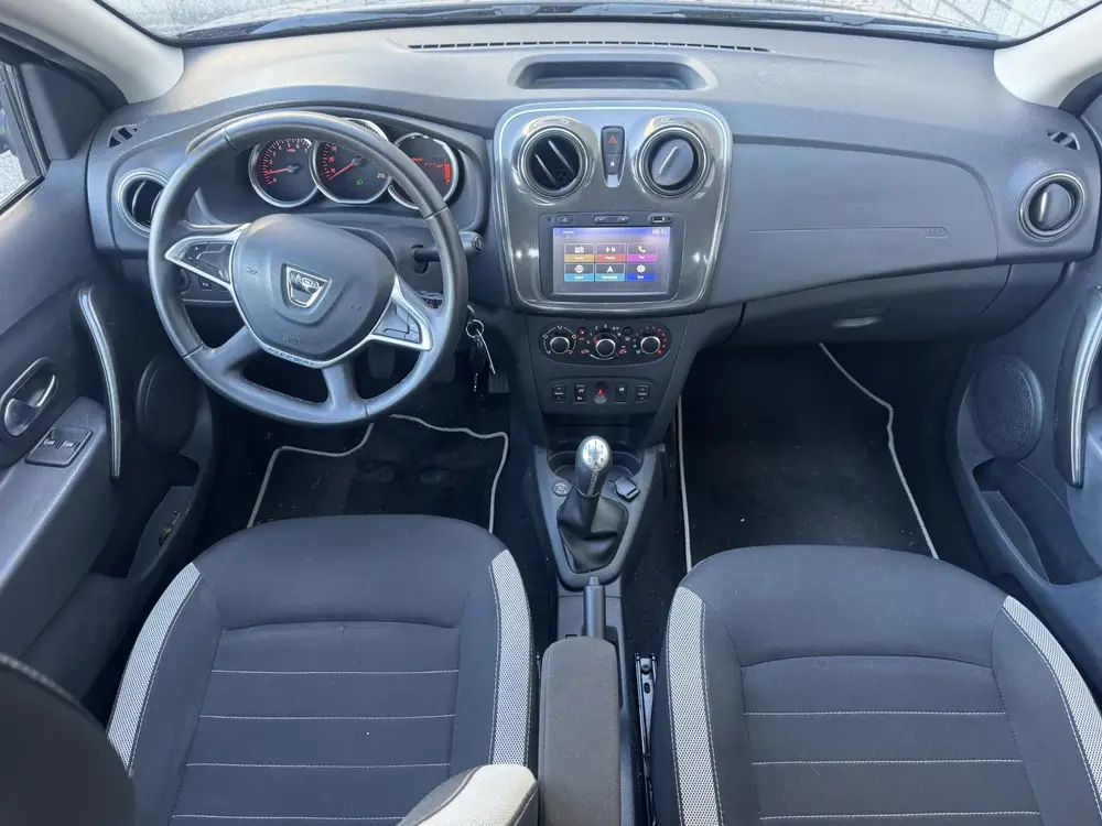 Dacia Sandero 0.9 TCe Bi-Fuel Tech Road | Trekhaak | Achteru uit 2019, foto 3