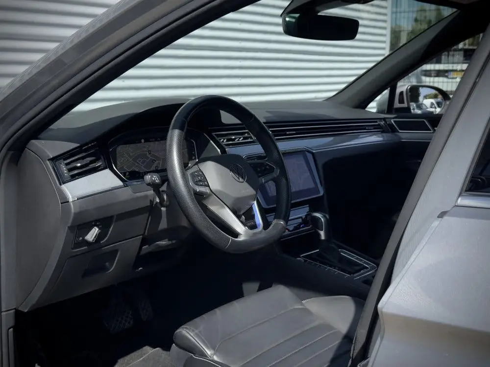 Volkswagen Passat Variant GTE | Panorama | Trekhaak | Leder uit 2022, foto 6