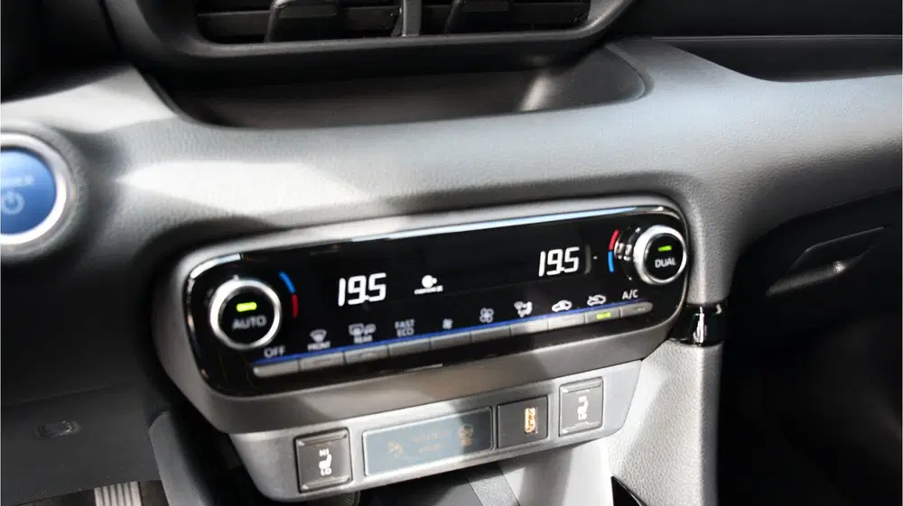 Toyota Yaris 1.5 Hybrid Executive Automaat 116pk uit 2023, foto 9