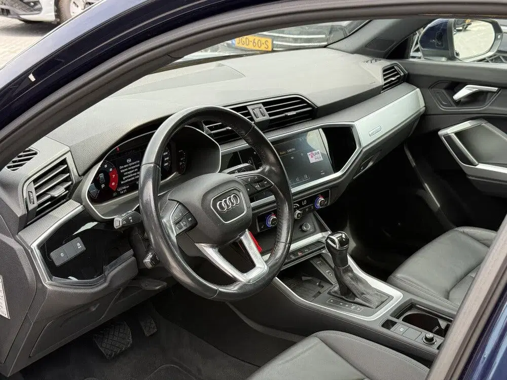 Audi Q3 35 TFSI Pro Line S uit 2019, foto 2