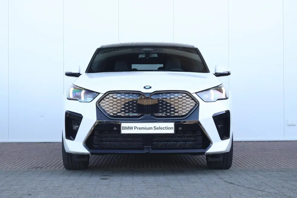 BMW iX2 eDrive20 67 kWh M Sport Edition uit 2026, foto 2