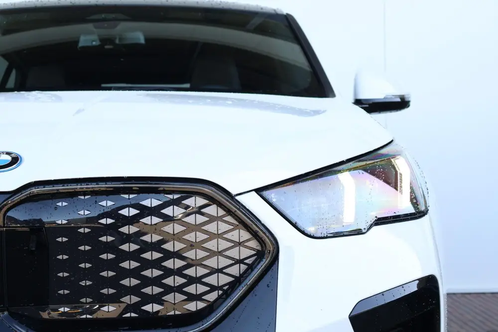 BMW iX2 eDrive20 67 kWh M Sport Edition uit 2026, foto 3