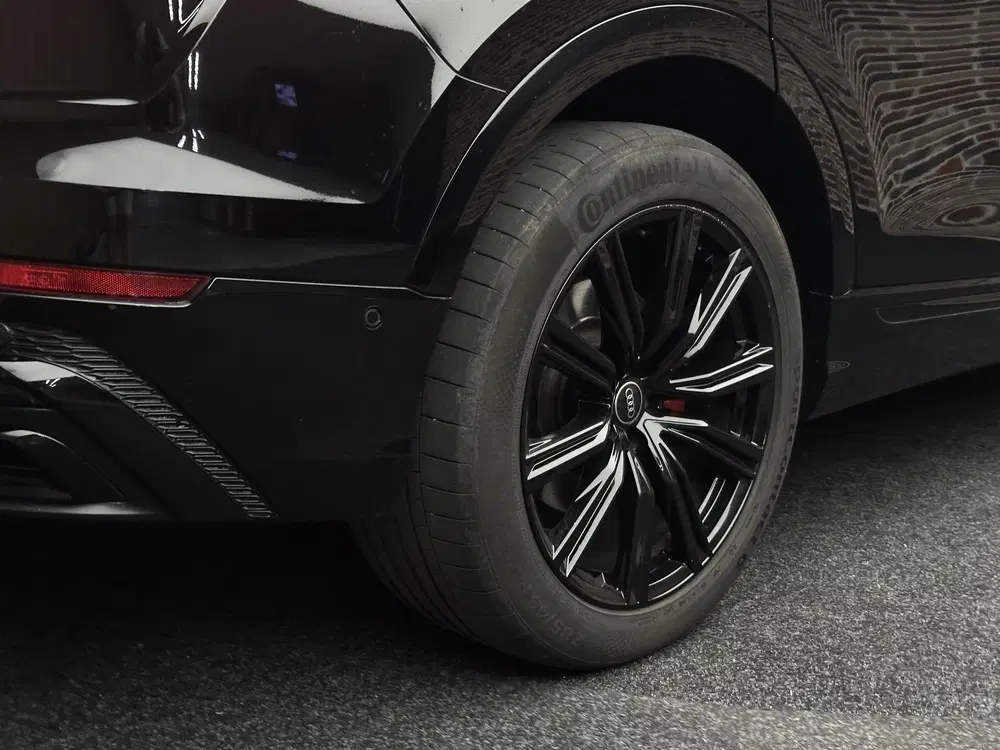Audi Q8 55 TFSI e quattro Pro S-Line uit 2021, foto 19