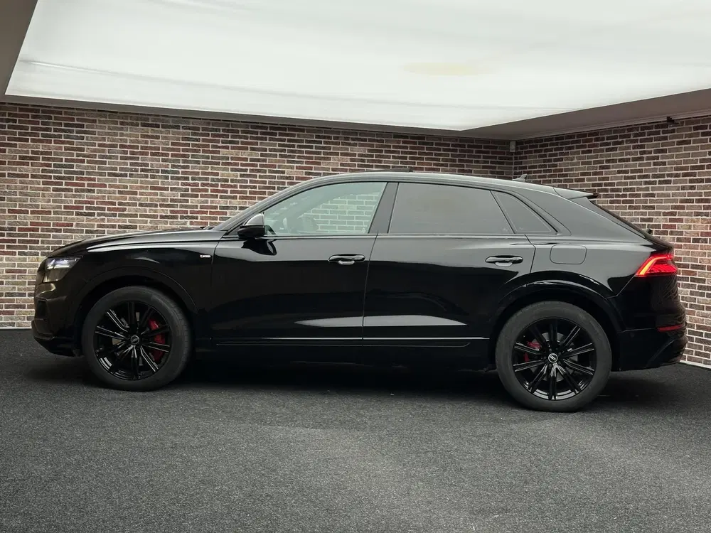 Audi Q8 55 TFSI e quattro Pro S-Line uit 2021, foto 6