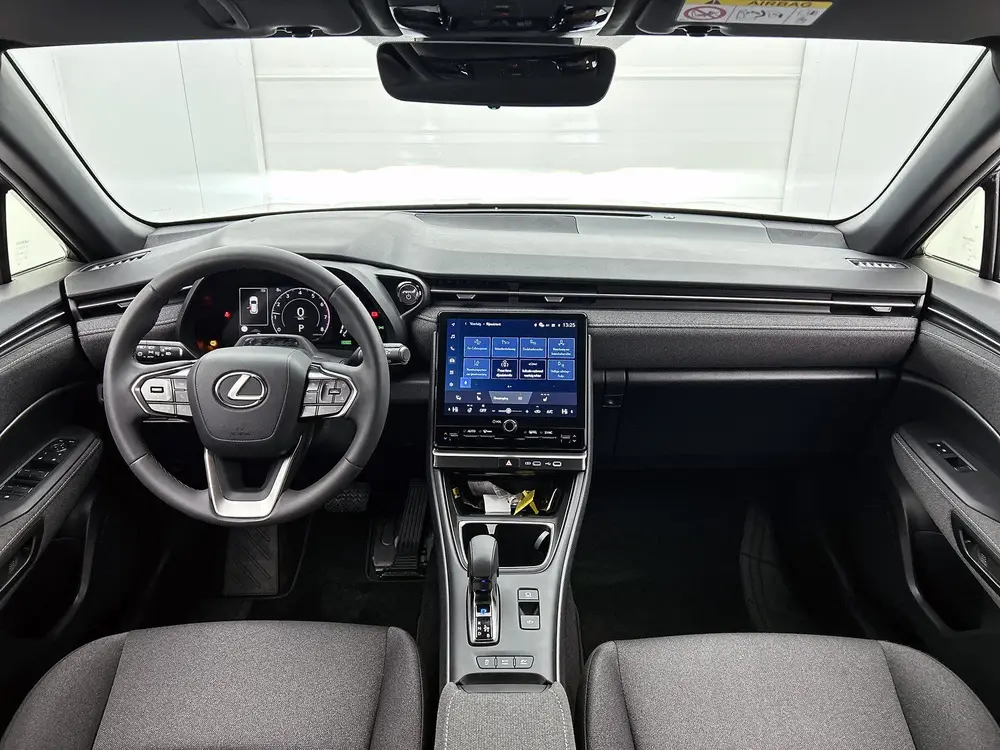 Lexus LBX Business Line 2WD uit 2025, foto 4