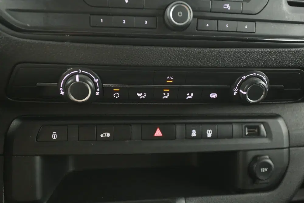 Toyota Proace 50 kWh L2H1 uit 2024, foto 16