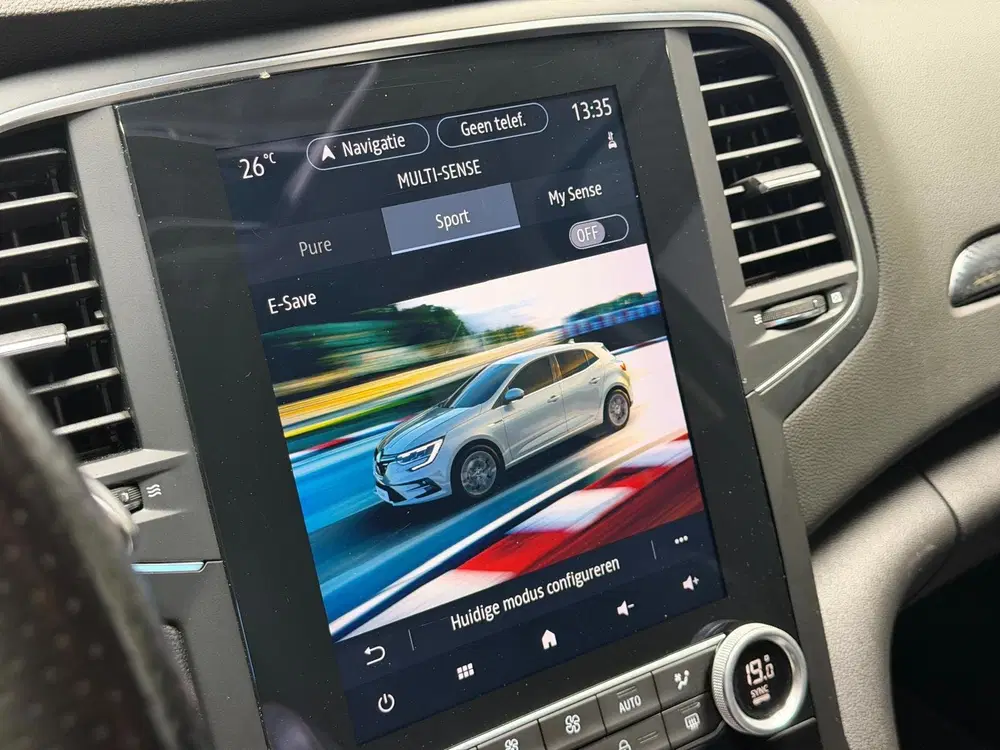 Renault Megane Mégane Estate 1.6 E-Tech Plug-In Hybrid 16 uit 2022, foto 11
