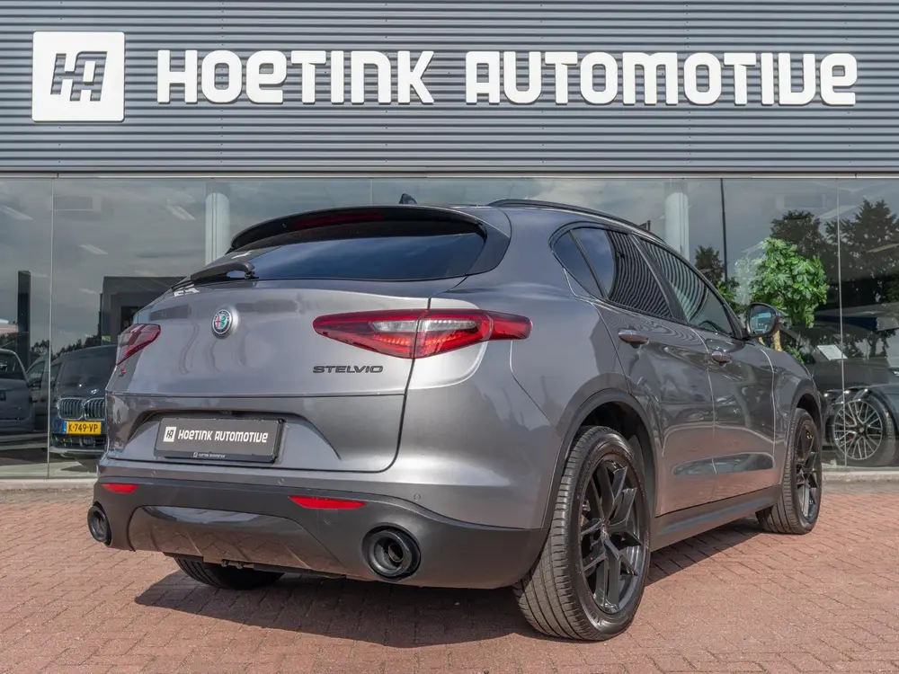 Alfa Romeo Stelvio 2.0 T AWD B-Tech | Pano | ACC | Volledig uit 2019, foto 2