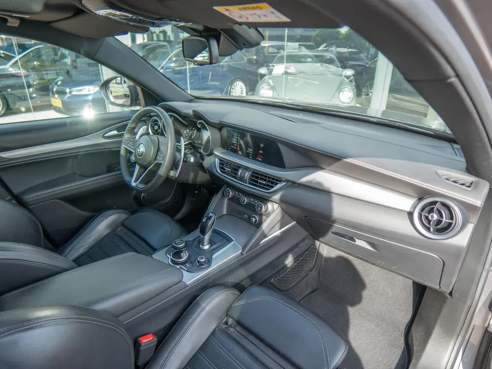 Alfa Romeo Stelvio 2.0 T AWD B-Tech | Pano | ACC | Volledig uit 2019, foto 5