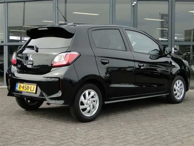 Mitsubishi Space Star 1.2 Dynamic uit 2022, foto 2