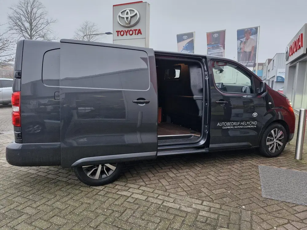 Toyota Proace 2.0 D-4D L2 Professional Toyota PR uit 2024, foto 10