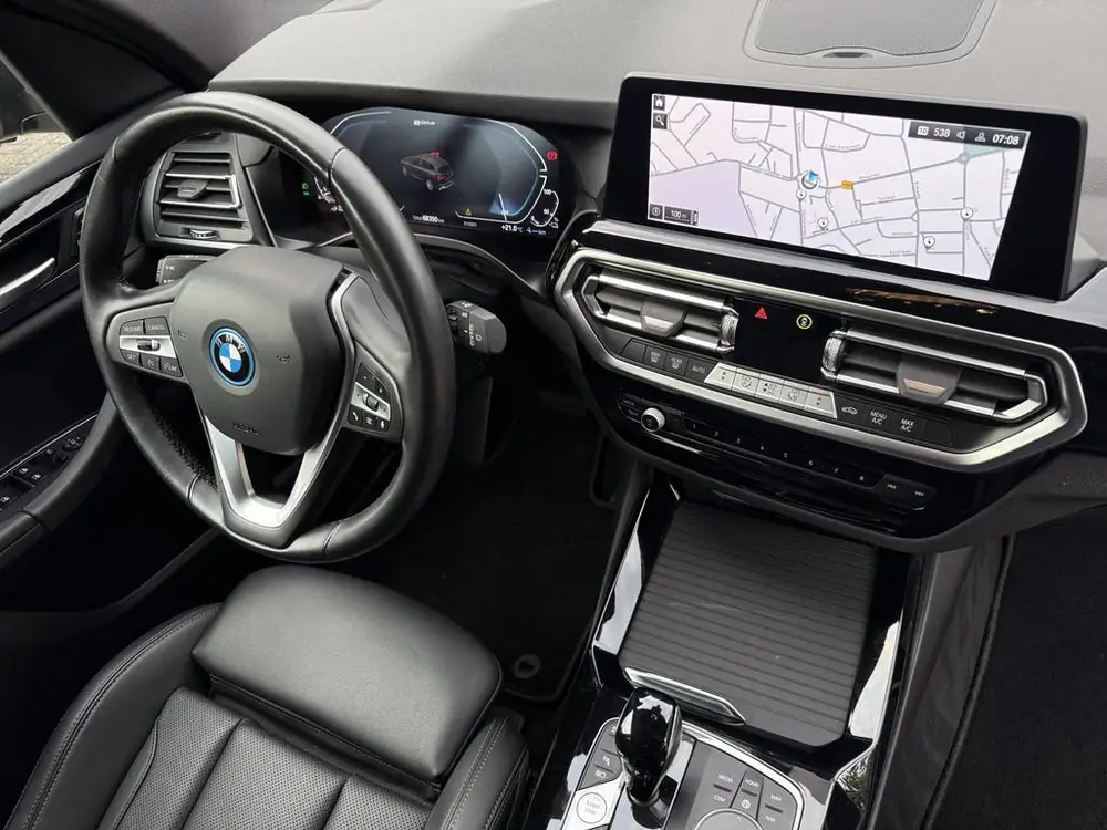BMW X3 xDrive30e B.E.+ Camera | Sport-pack | Navi & CarPlay uit 2023, foto 3