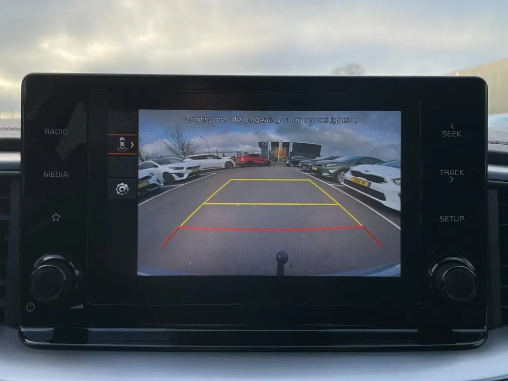 Kia Ceed 1.0 T-GDi DynamicLine uit 2023, foto 11