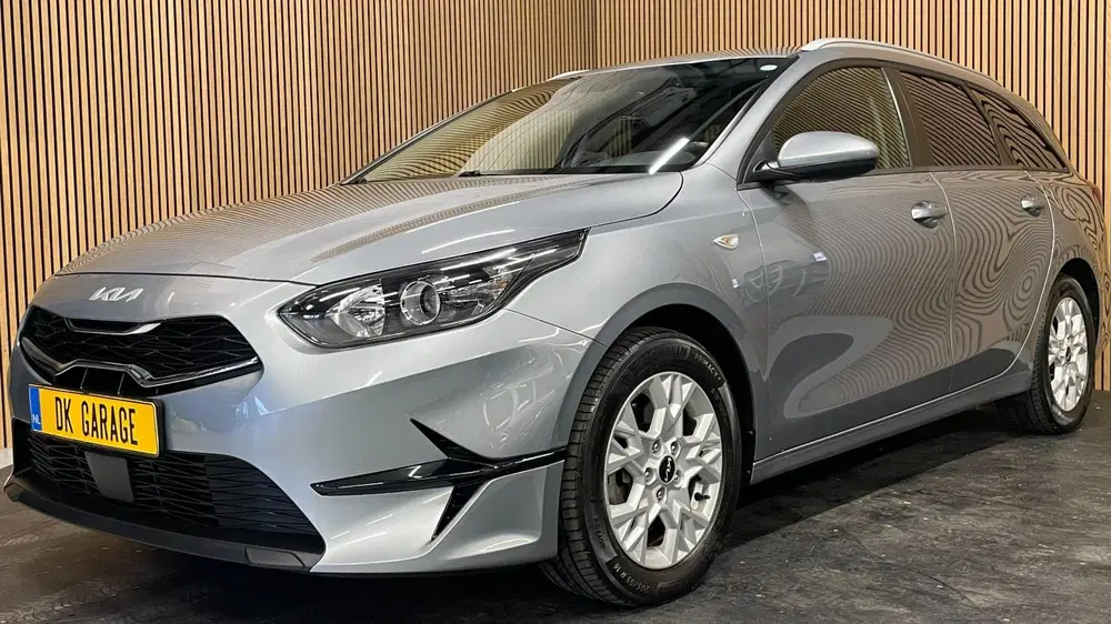 Kia Ceed 1.0 T-GDi DynamicLine uit 2023, foto 5