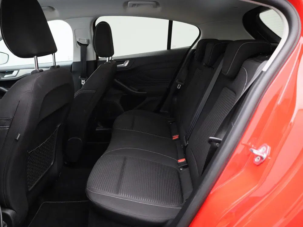 Ford Focus 1.0 EcoBoost Hybrid Titanium X uit 2022, foto 10